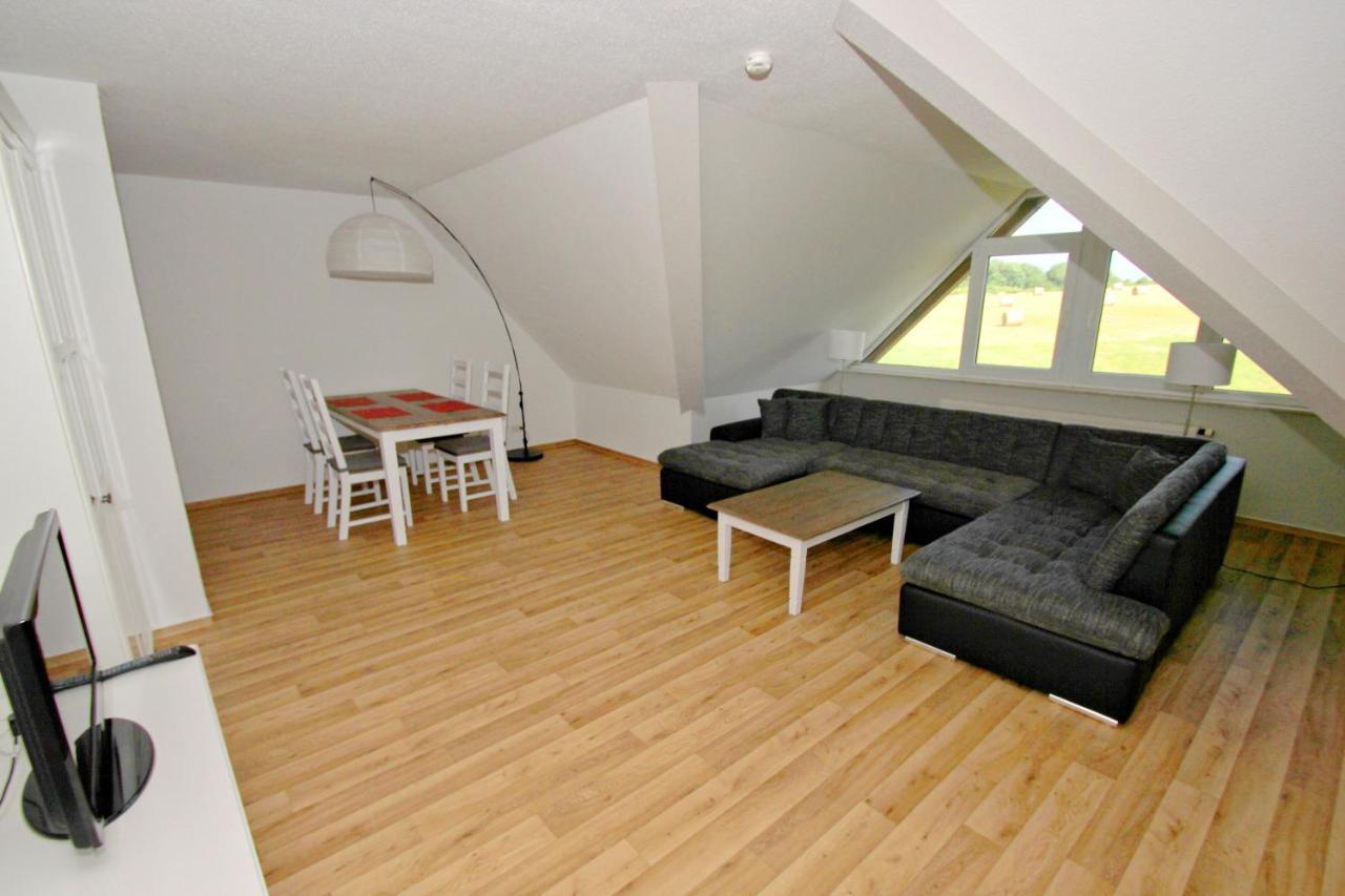 Strandnah Mit Balkon, Gratis Nutzung Vom Ahoi Erlebnisbad Und Sauna In Sellin - Strandhaus Moenchgut Fewo21 Lobbe Dış mekan fotoğraf
