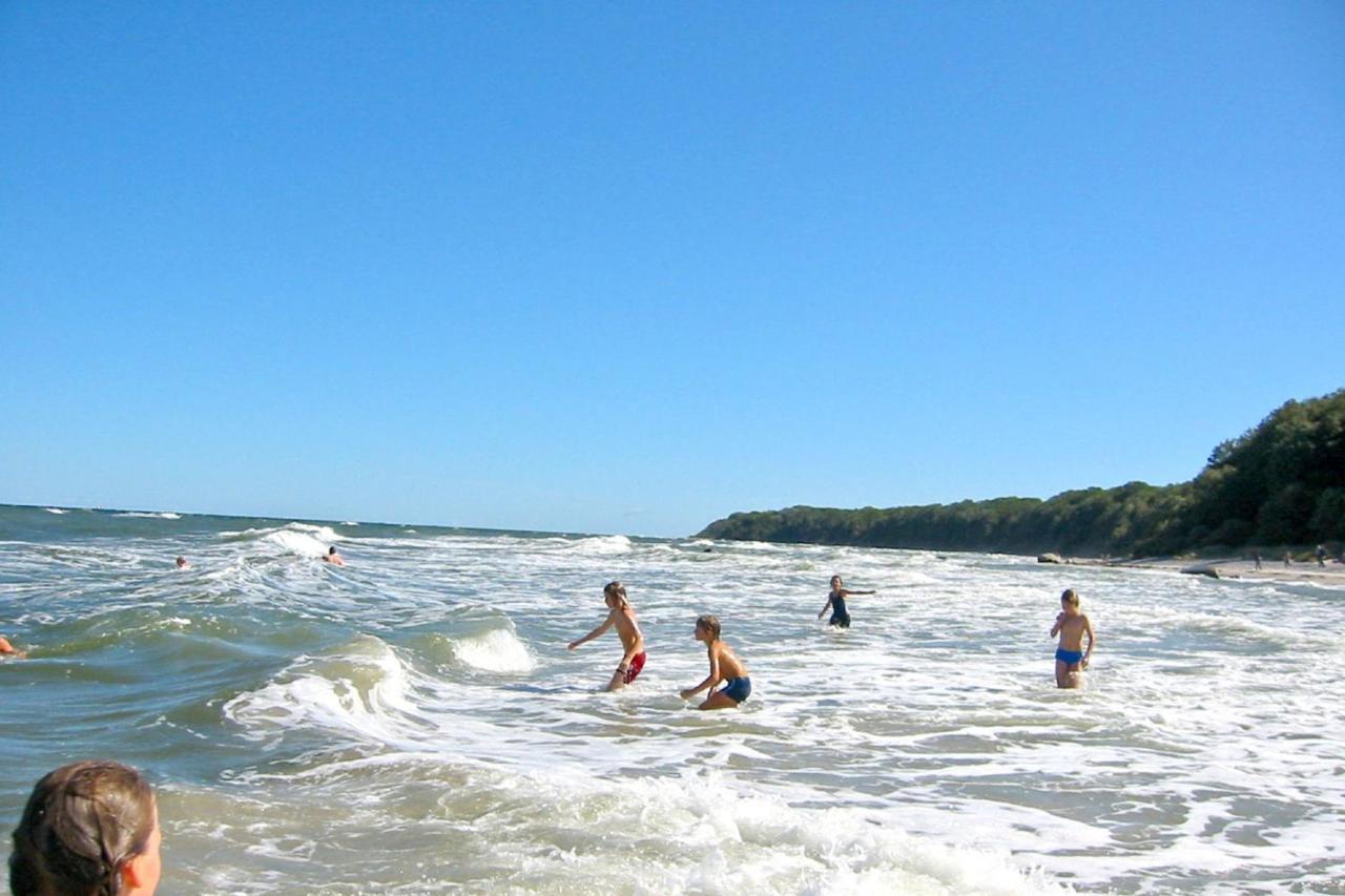 Strandnah Mit Balkon, Gratis Nutzung Vom Ahoi Erlebnisbad Und Sauna In Sellin - Strandhaus Moenchgut Fewo21 Lobbe Dış mekan fotoğraf