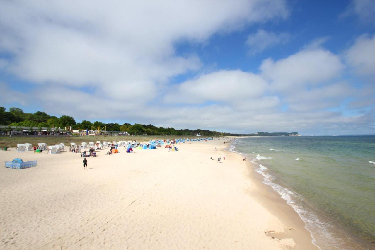 Strandnah Mit Balkon, Gratis Nutzung Vom Ahoi Erlebnisbad Und Sauna In Sellin - Strandhaus Moenchgut Fewo21 Lobbe Dış mekan fotoğraf
